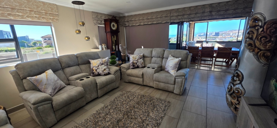 5 Bedroom Property for Sale in Island View Western Cape